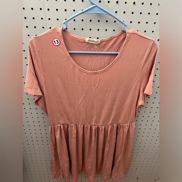 Bearland Women’s size large top
R1 - Picture 1 of 3